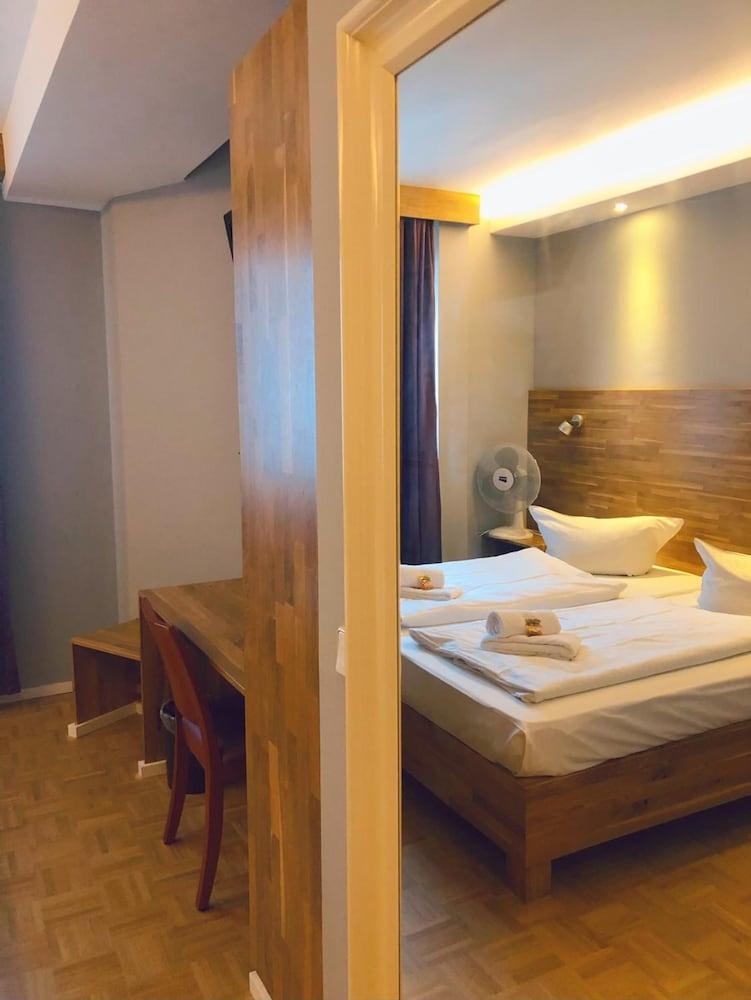 Hotel Residenz Duesseldorf Екстериор снимка